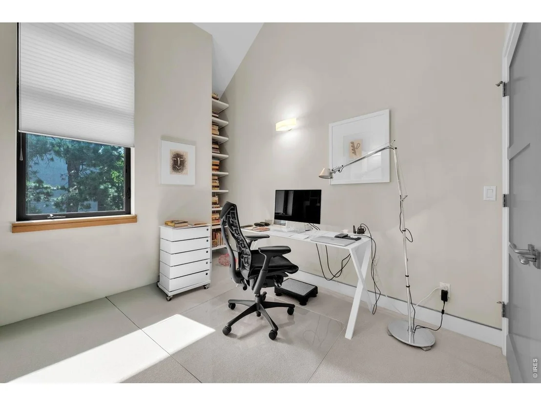 Photo of 3979 Springleaf Ln