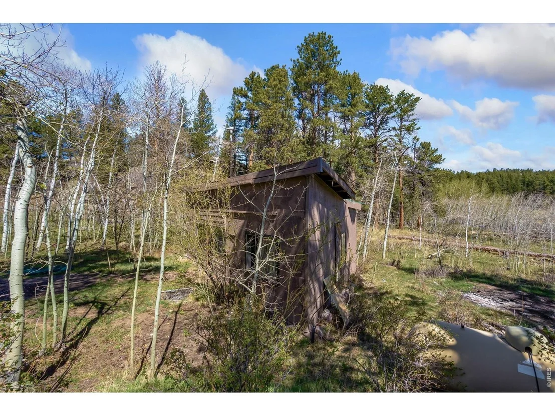 Photo of 151 Columbine Dr