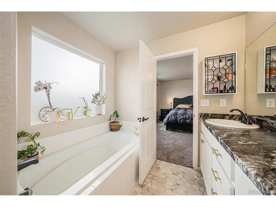 Photo of 1802 Rise Dr