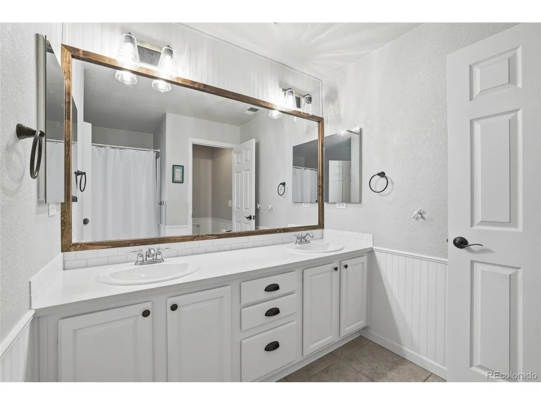 Photo of 2883 Promontory Loop