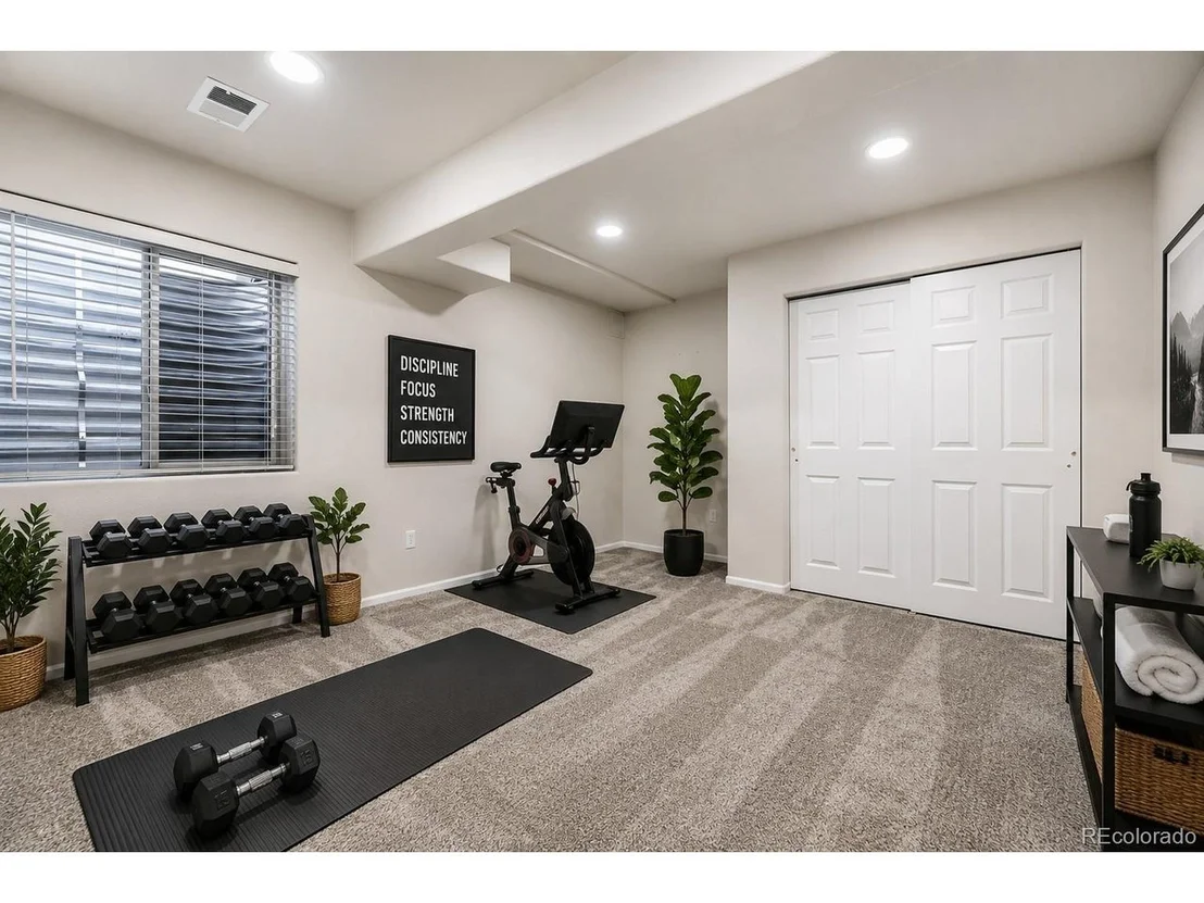 Photo of 5639 Jaguar Way
