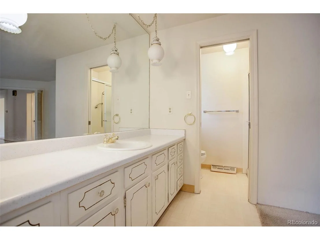 Photo of 42 Eagle Dr