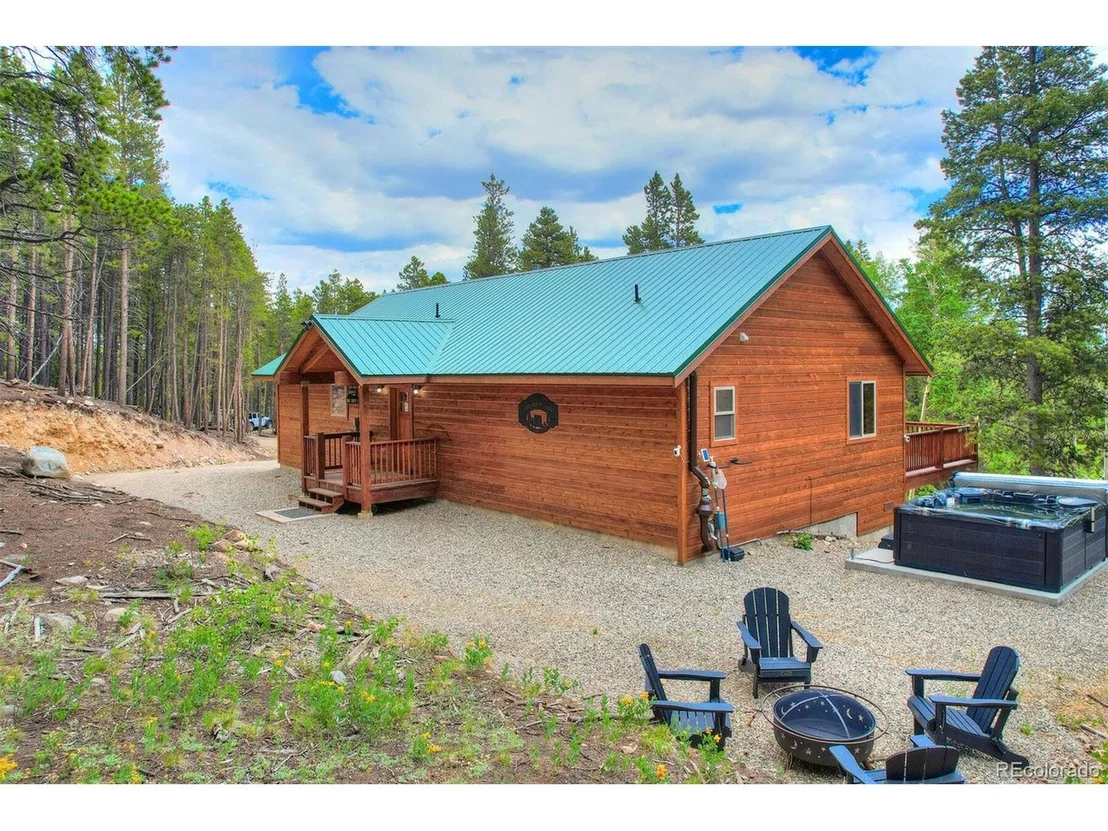 Photo of 1002 Venture Rd