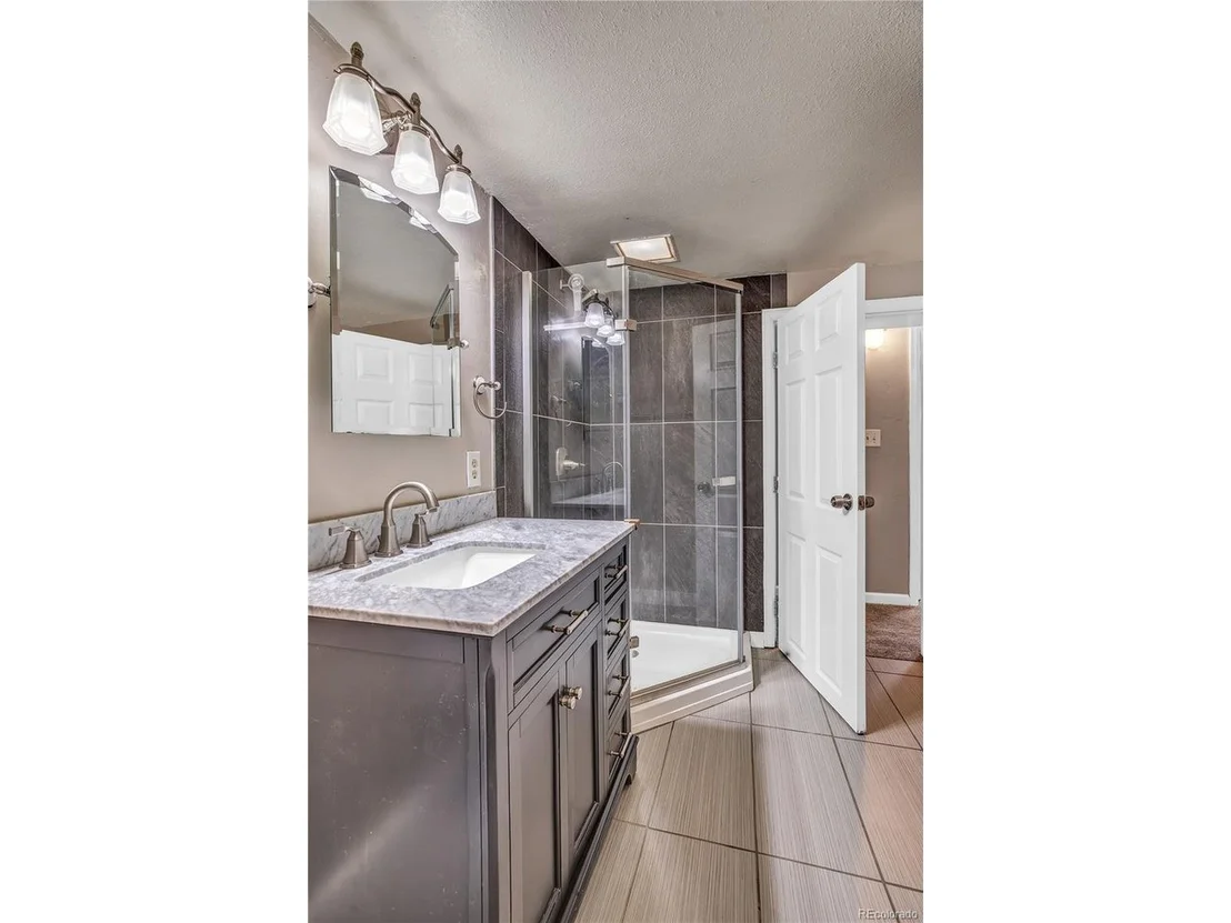 Photo of 1732 Centennial Dr