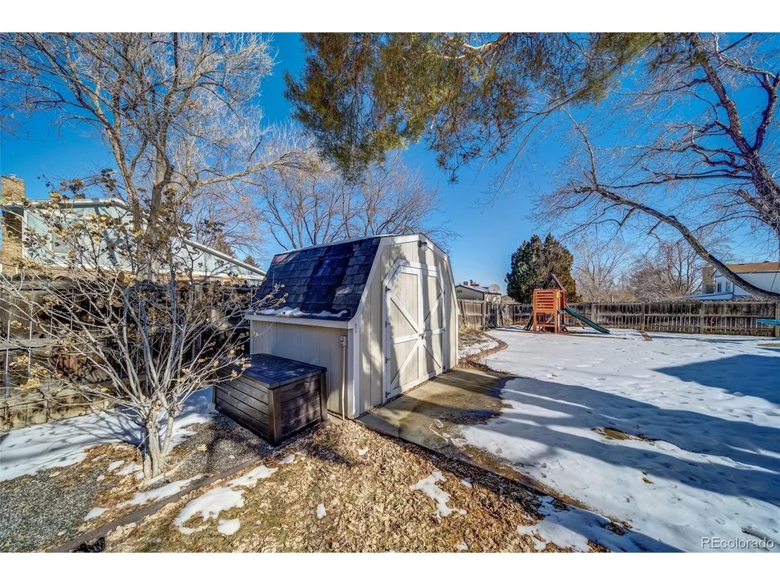 Photo of 9601 Sierra Dr