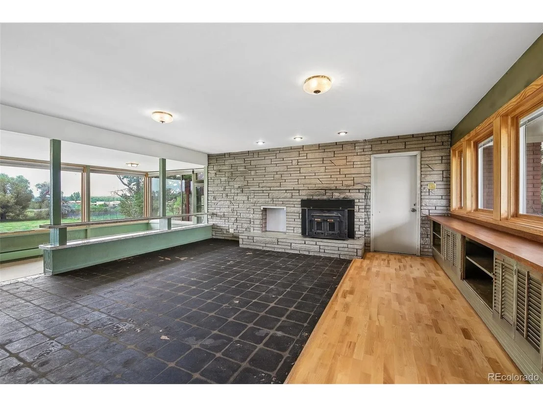 Photo of 10350 W 73rd Pl