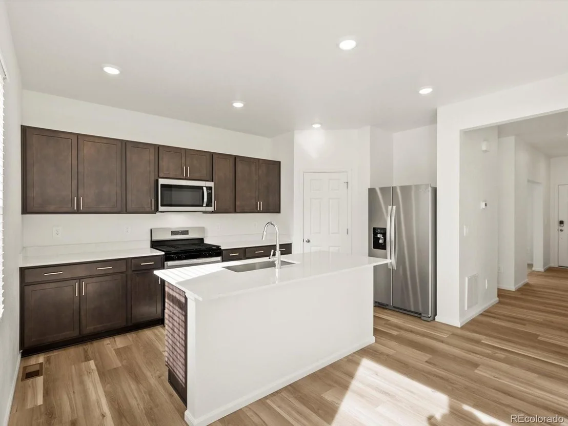 Photo of 4611 Sunsplash Way