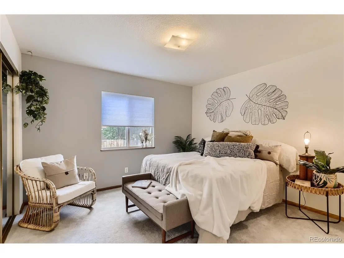 Photo of 1691 Park side Cir