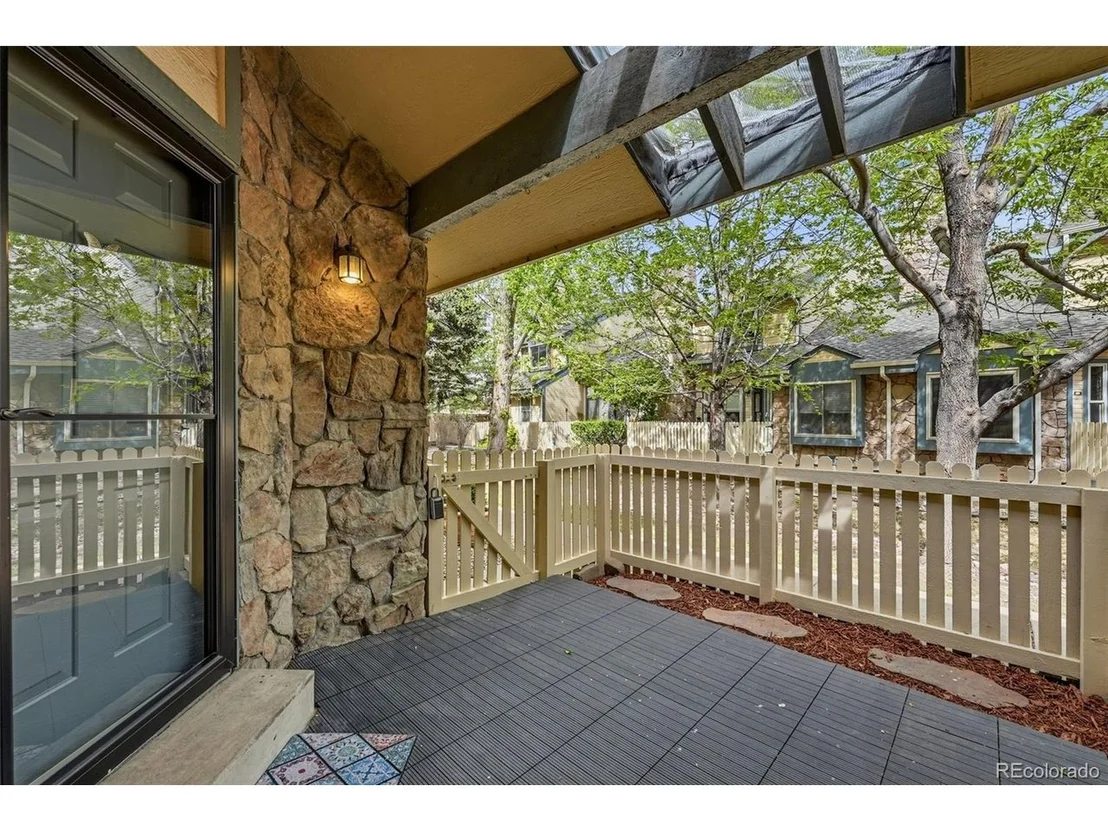 Photo of Unit C at 8790 Allison Dr
