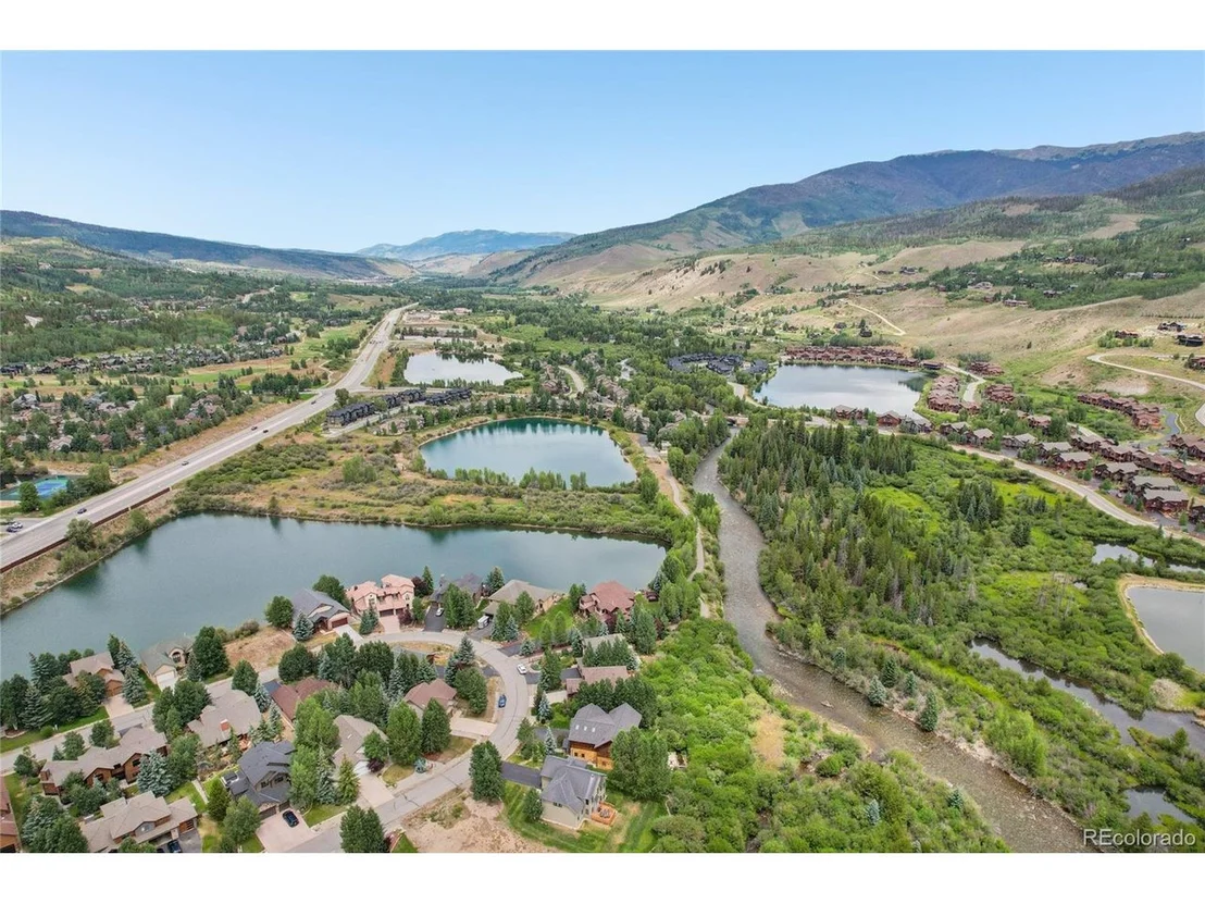 Photo of 1545 Legend Lake Cir