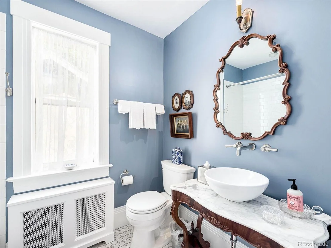 Photo of 736 Vine St