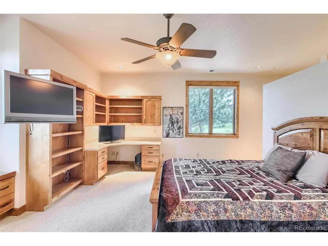 Photo of 5335 Pine Ridge Rd