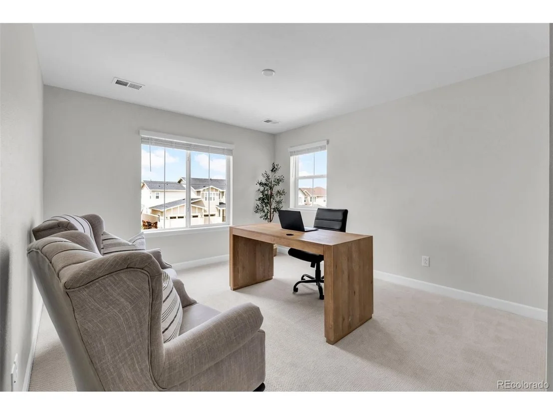 Photo of 5534 Riverbend Ave