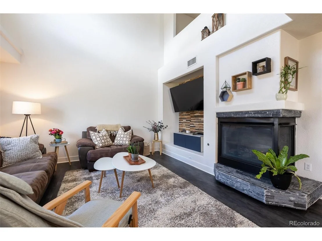 Photo of 11821 Zenobia Loop