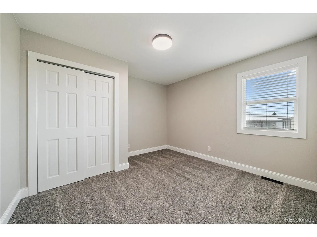 Photo of 3481 Longs Peak Cir