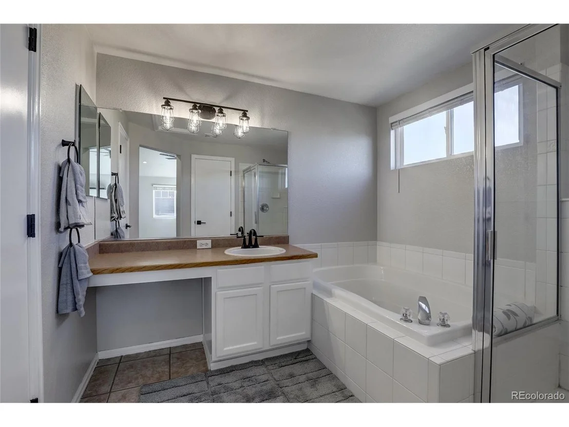 Photo of 7965 Liley Ct