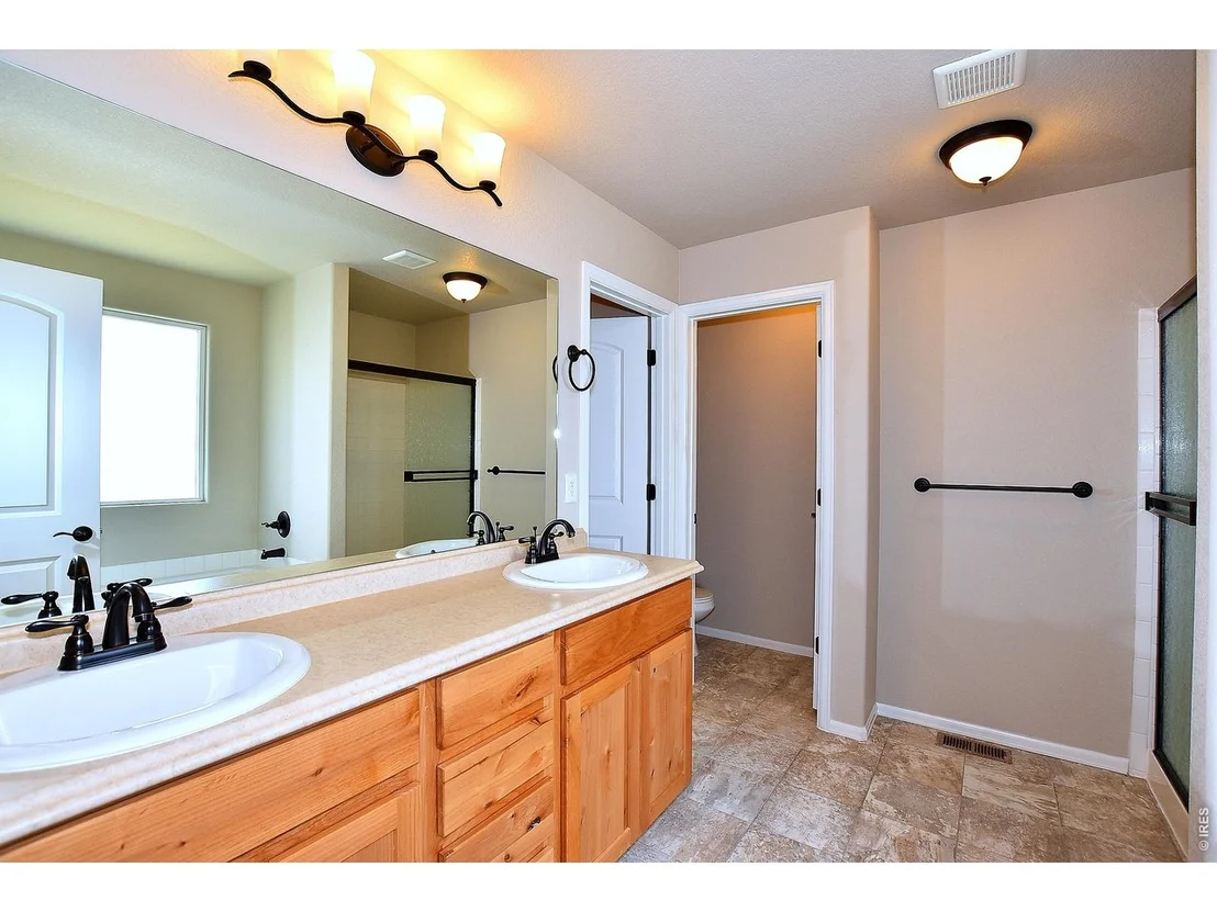 Photo of 2387 Juno Ln