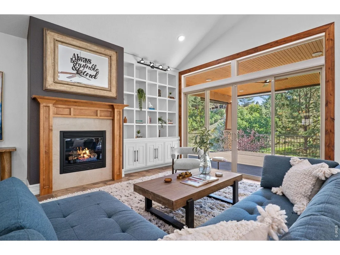 Photo of 2328 Saddleback Dr