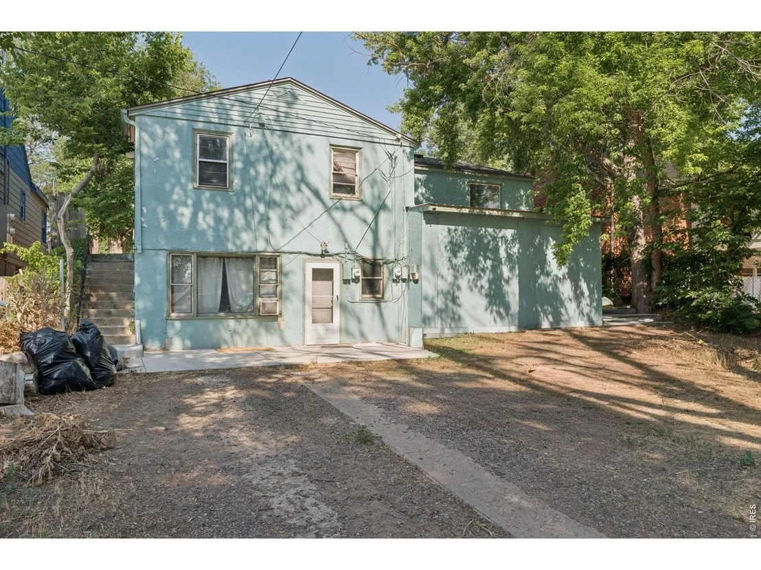 Photo of 2210 10th Ave