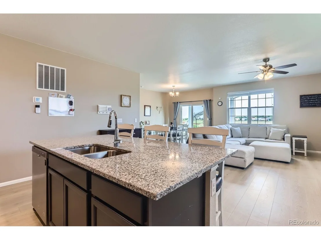 Photo of 10238 Stagecoach Ave