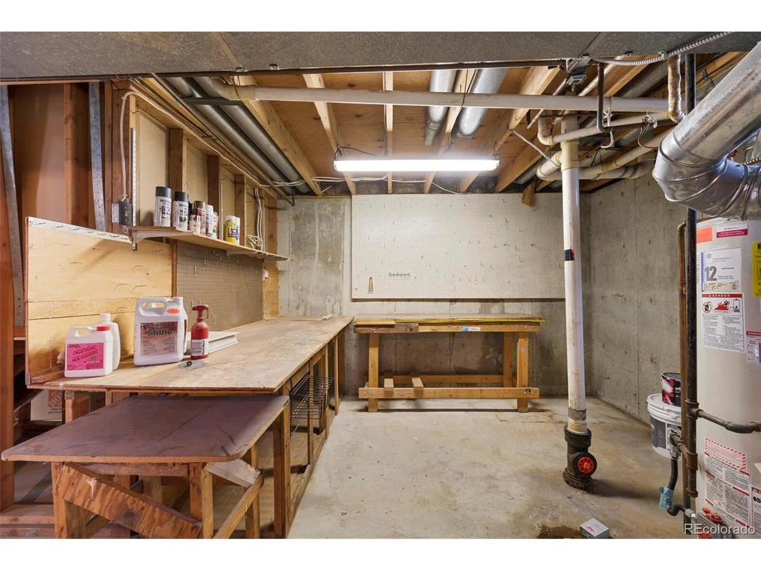 Photo of 8797 Iris St