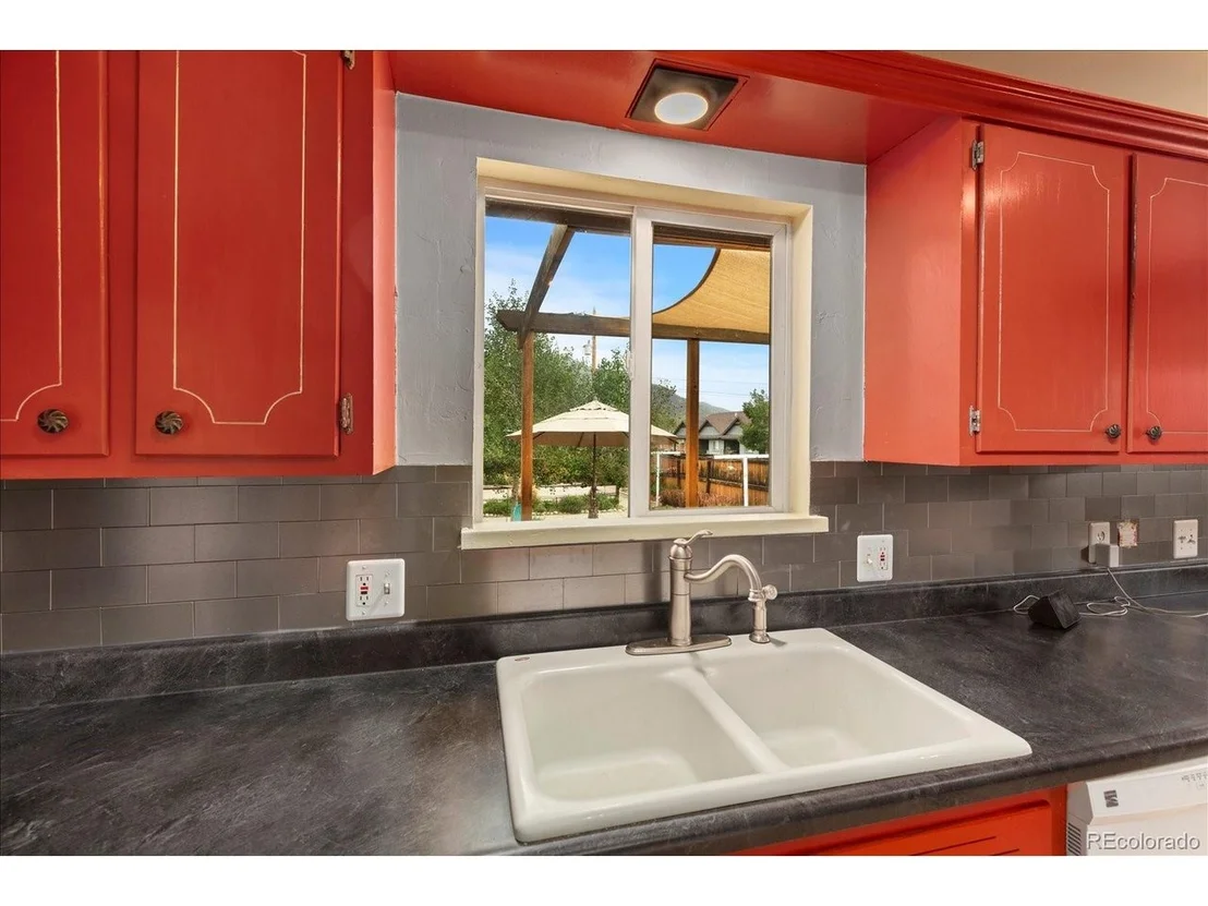 Photo of 549 Blake St