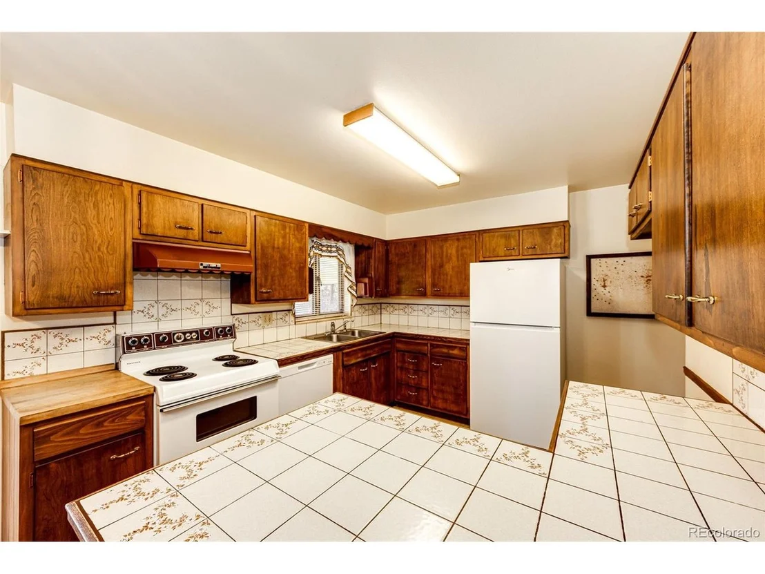 Photo of 6584 Kline St