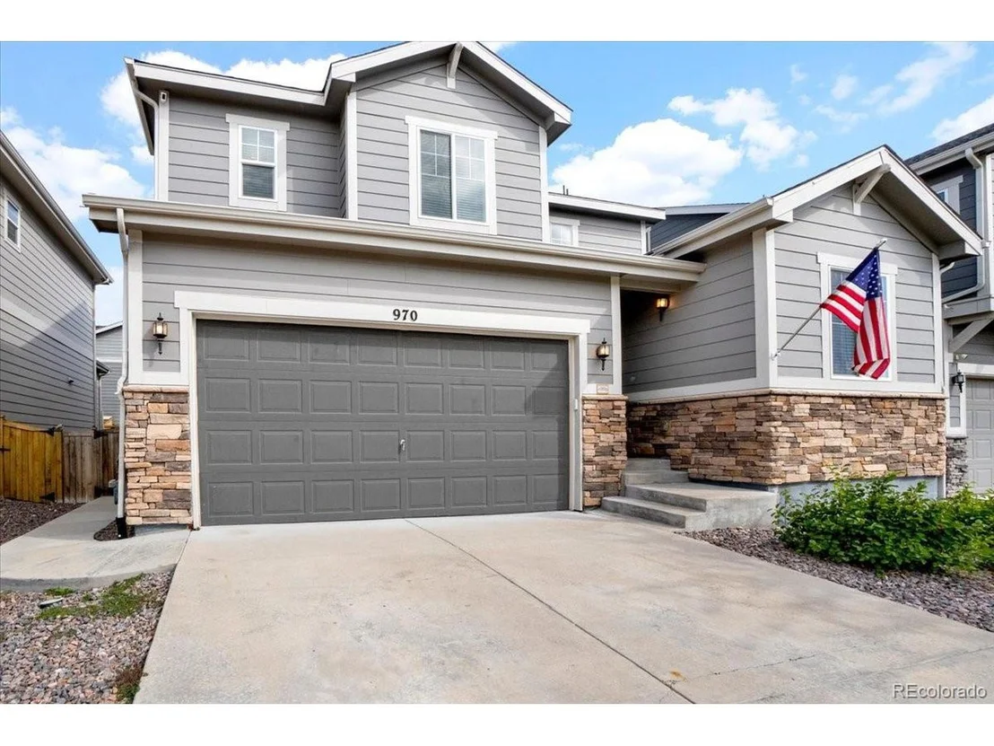 Photo of 970 White Leaf Cir