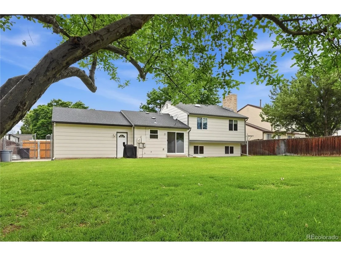 Photo of 8240 Garland Dr