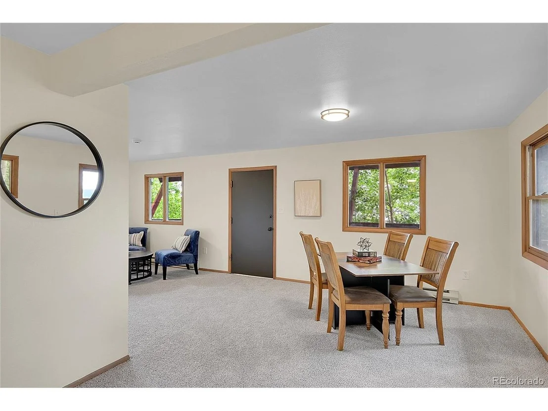 Photo of 83 Hill Cir
