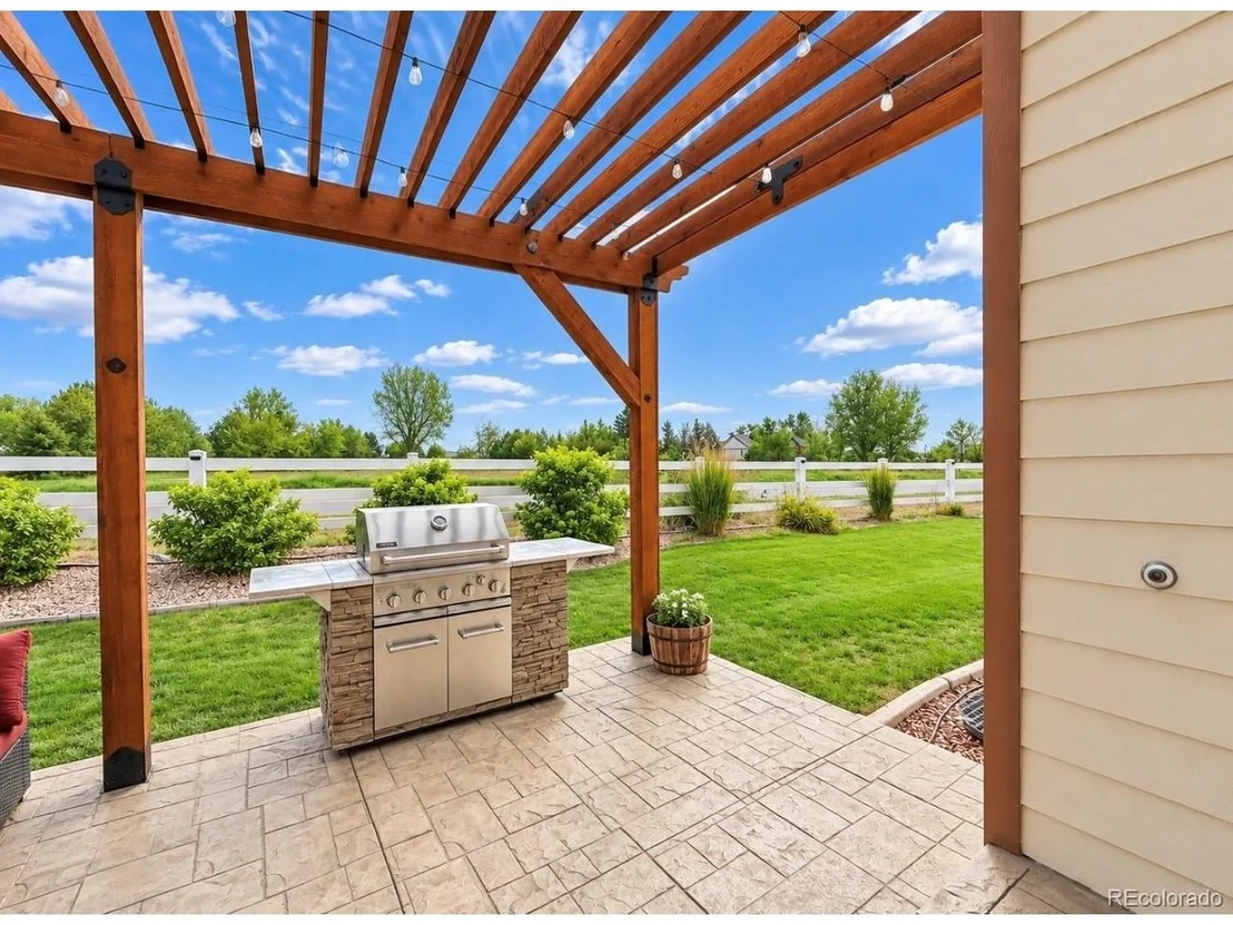Photo of 360 Linden Oaks Dr