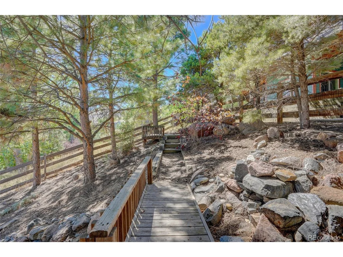Photo of 162 White Ash Dr