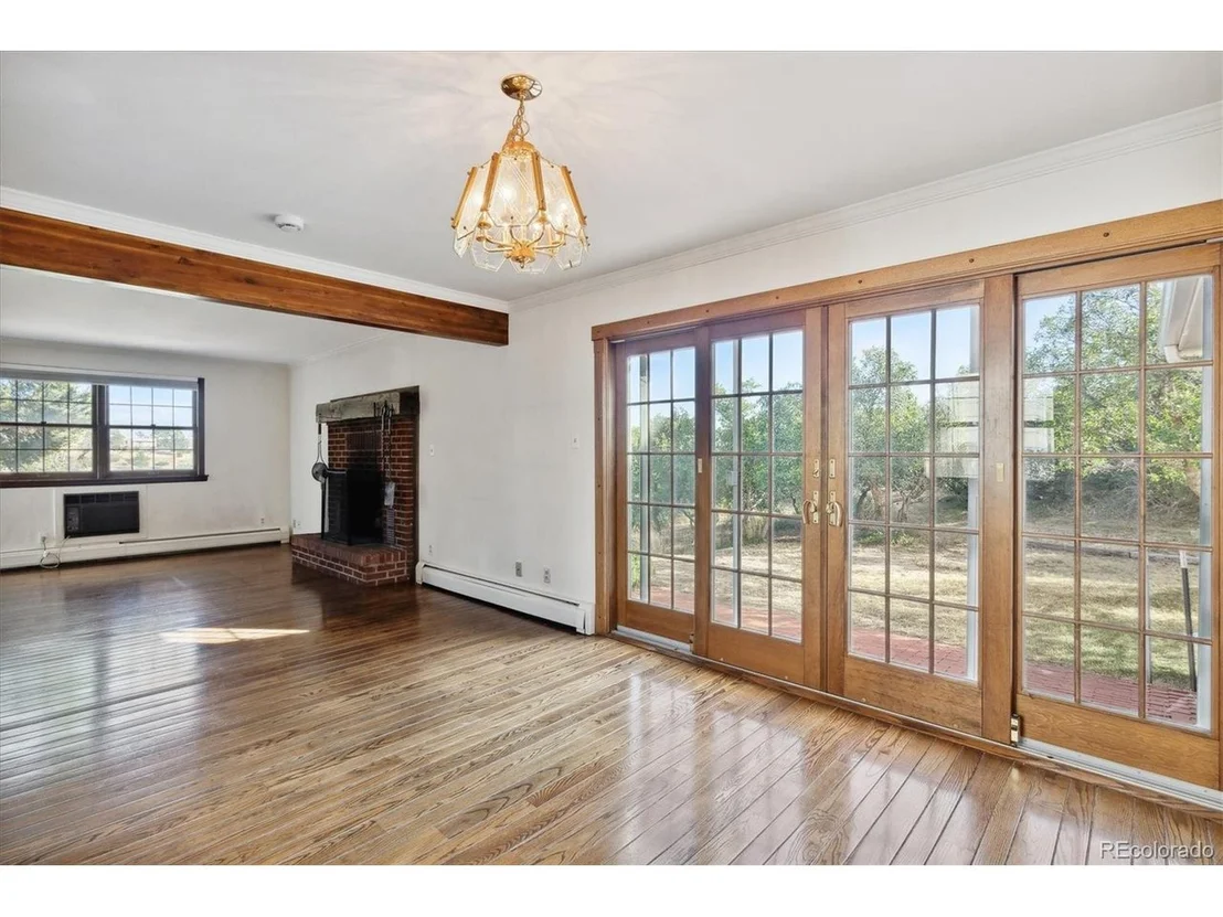 Photo of 7439 Cheyenne Dr