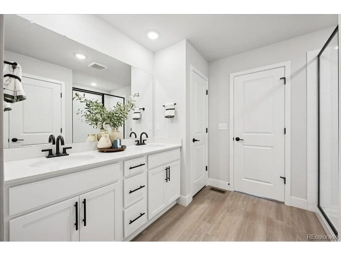Photo of 242 Grayson Ave