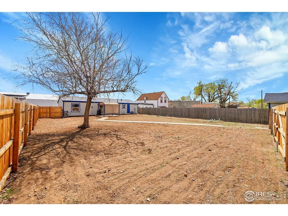 Photo of 345 Logan Ave