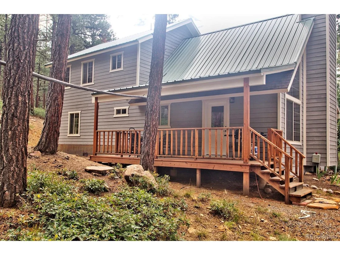 Photo of 370 Hillside Dr