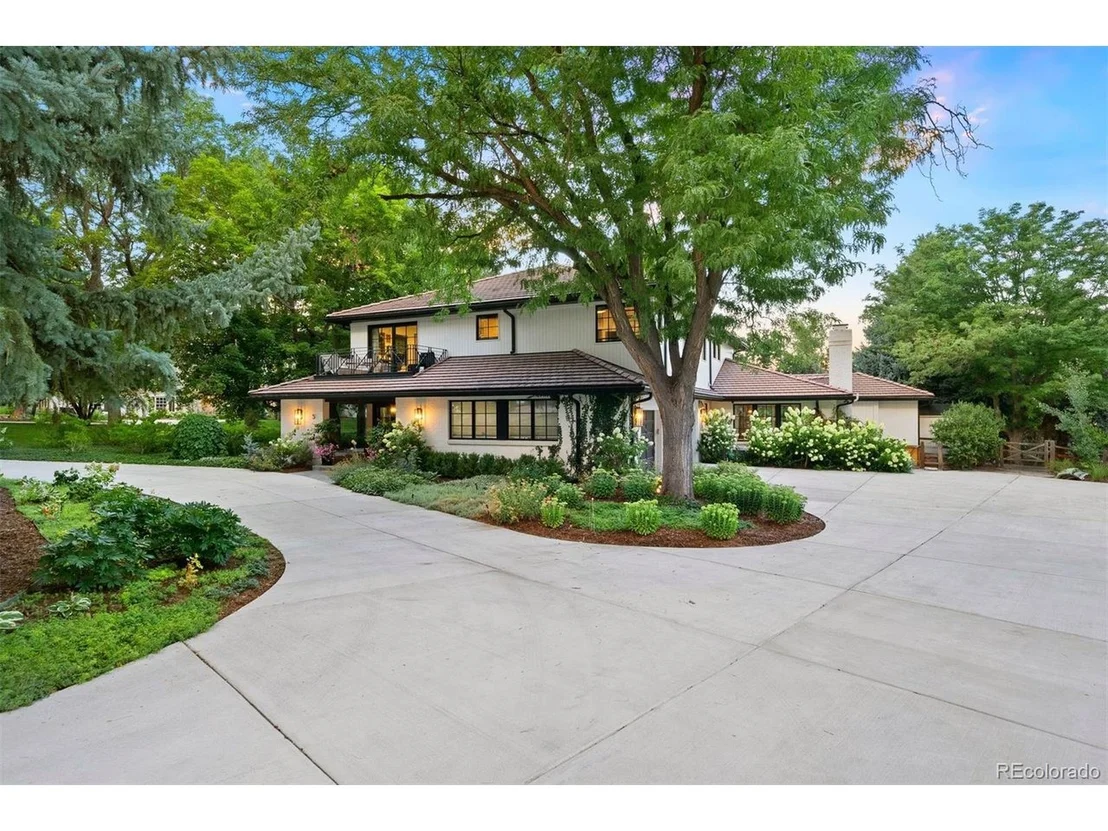 Photo of 5 Cherrymoor Dr