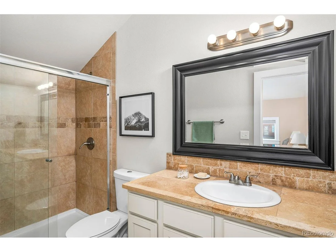 Photo of 5123 Bryant St