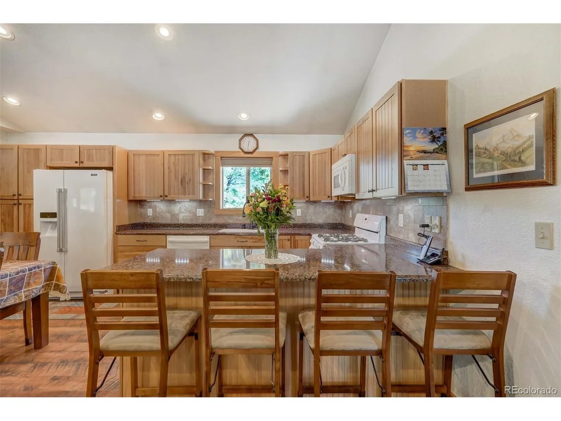Photo of 453 Castle Mountain Dr