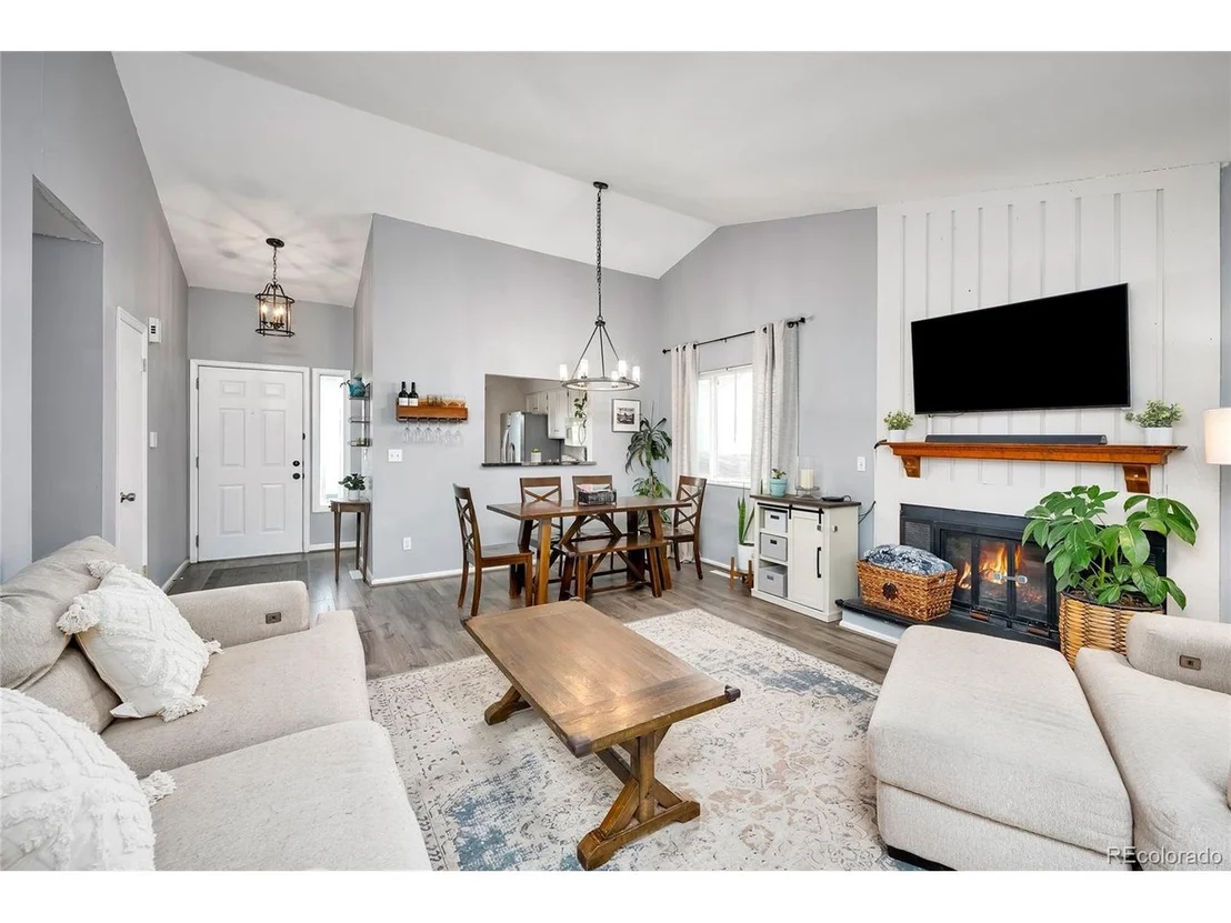Photo of 7538 Depew St