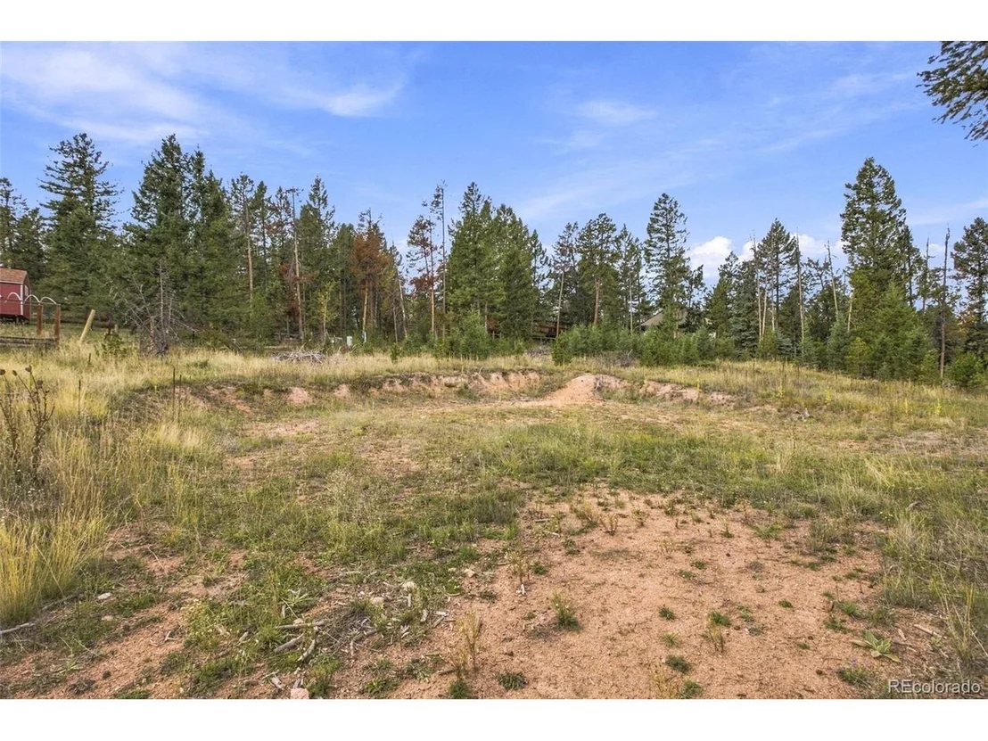 Photo of 27687 Pine Grove Trl
