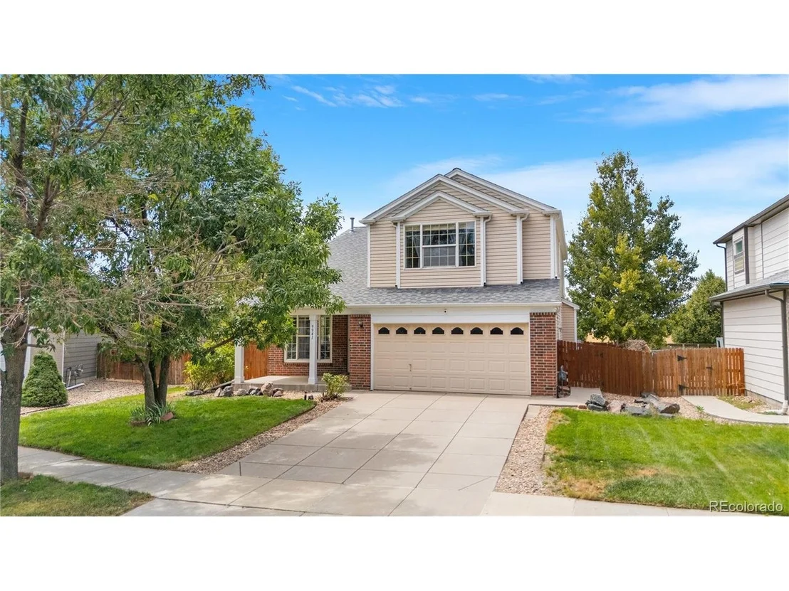 Photo of 9941 Chambers Dr