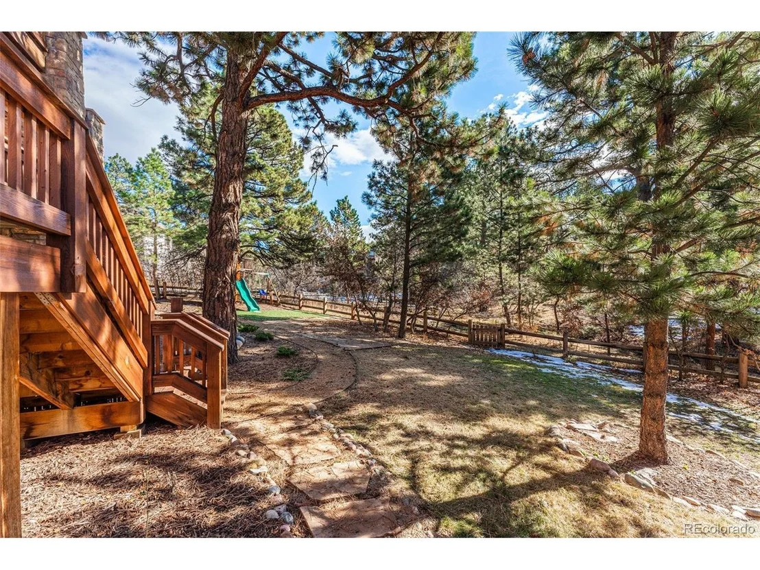 Photo of 2392 Saddleback Dr