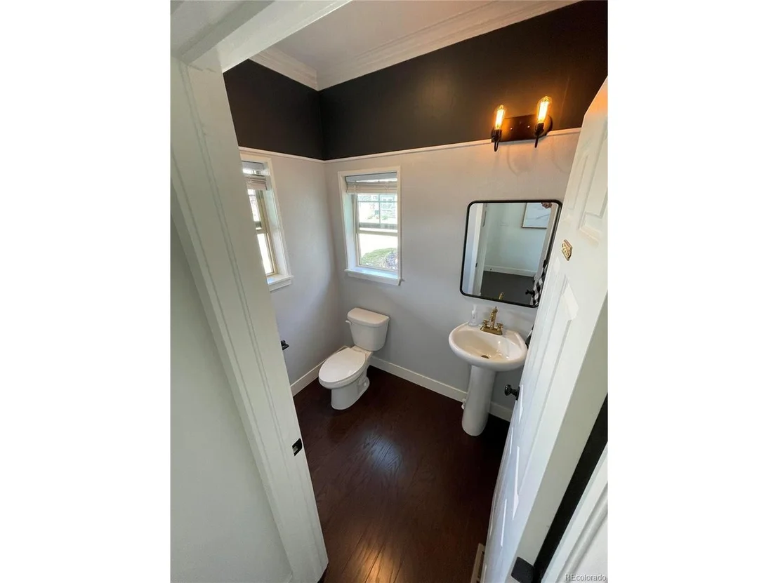 Photo of 1097 Acadia Cir