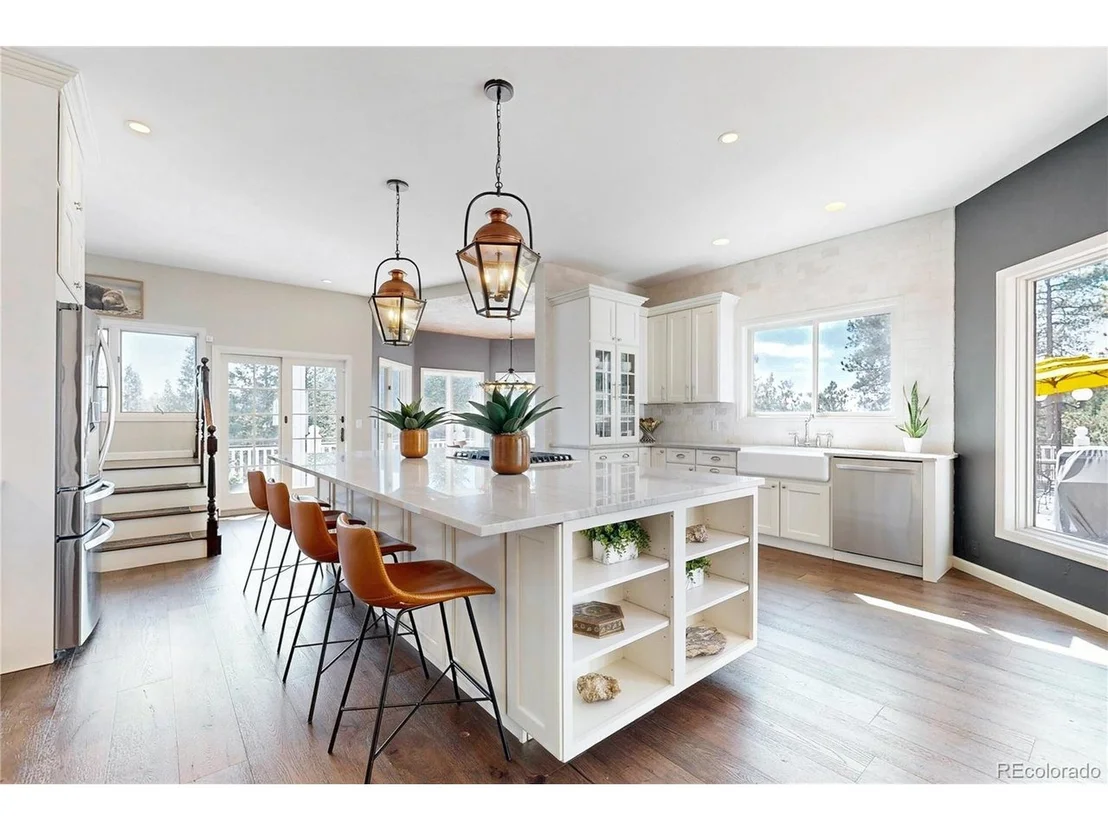 Photo of 7692 Surrey Dr