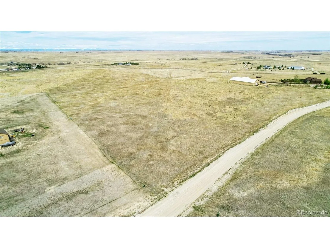 Photo of 37789 Sky View Cir