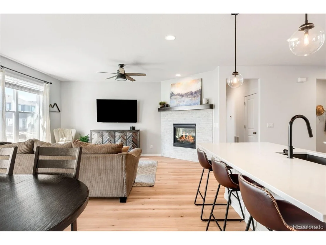 Photo of 353 Mount Rainier St