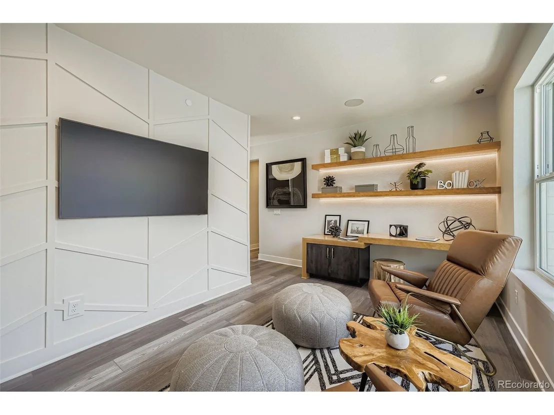 Photo of 720 Promenade Dr