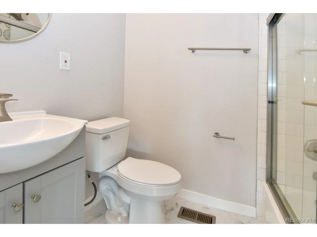 Photo of 1000 N Hooker St