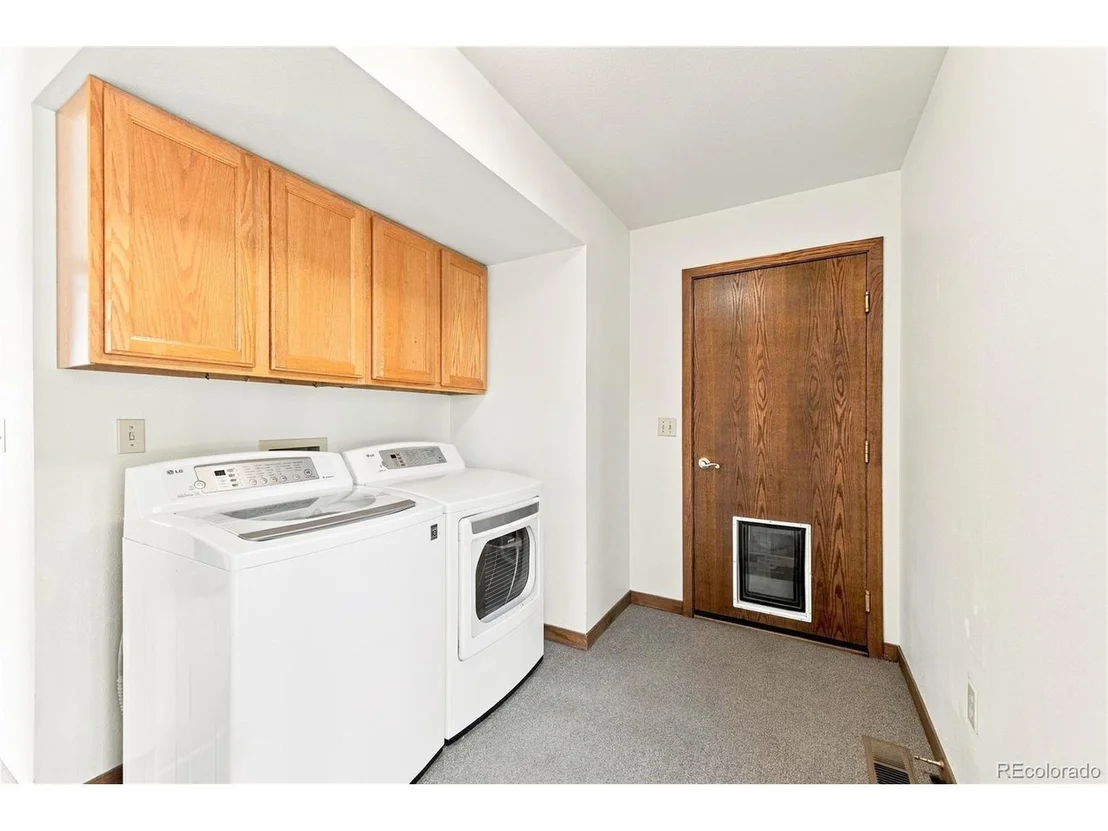 Photo of 211 Cedar Way